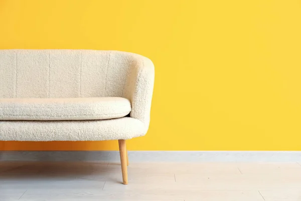 Cozy White Sofa Orange Wall — Stock Photo, Image