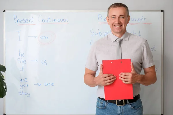 Male English Teacher Clipboard Flipboard Classroom — Stock Photo, Image