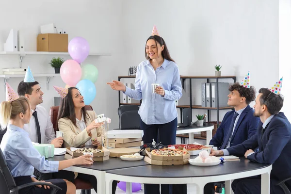 Young Woman Making Toast Birthday Party Office — Stock Photo, Image