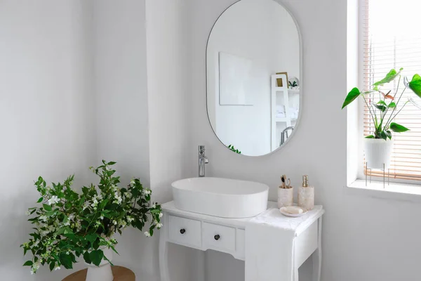 Sink Bowl Bath Accessories Dressing Table Interior Light Bathroom — Stock Photo, Image