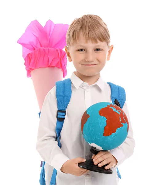 Kleine Jongen Met Rugzak Roze Schoolkegel Bol Geïsoleerd Witte Achtergrond — Stockfoto