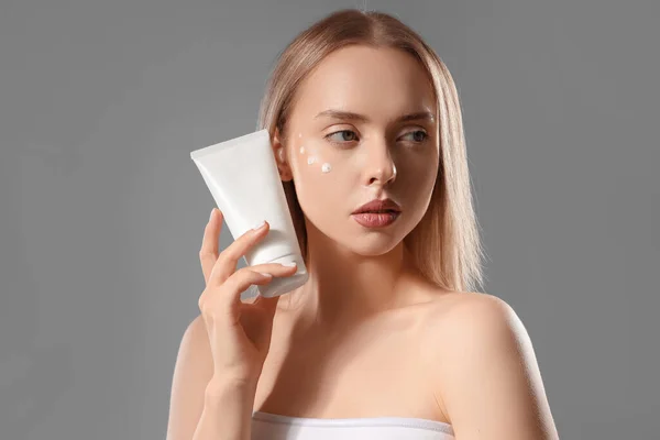 Sexy Young Woman Facial Cream Grey Background — Stock Photo, Image