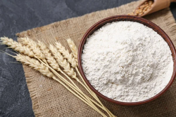 Bowl Wheat Flour Spikelets Sackcloth Closeup — Stock Photo, Image