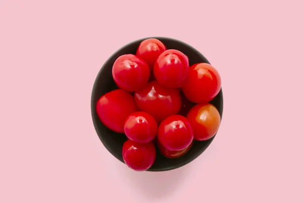 Bowl Canned Tomatoes Pink Background — Stock Photo, Image