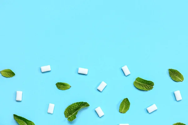 Fresh Chewing Gums Mint Blue Background — Stock Photo, Image