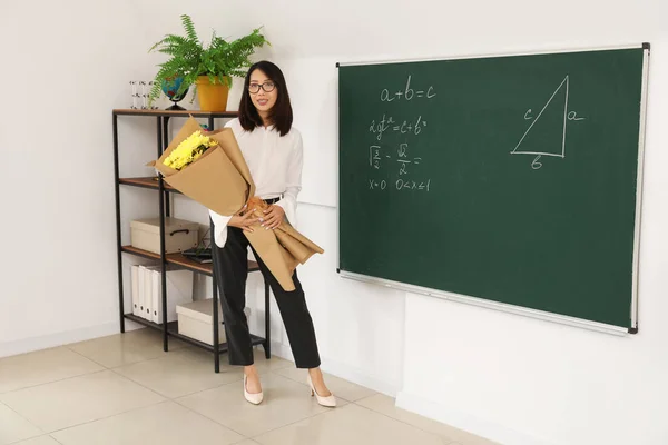 Female Asian Teacher Bouquet Flowers Chalkboard Classroom — Stock Photo, Image