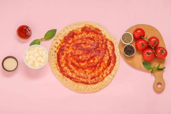 Pizza Crust Tomato Sauce Ingredients Pink Background — Stock Photo, Image