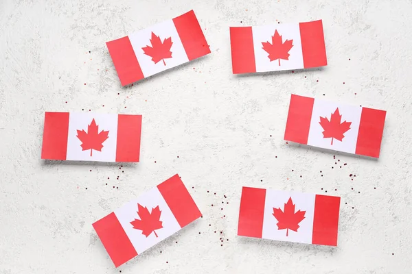 Rahmen Aus Papier Kanadische Flaggen Auf Grunge Hintergrund — Stockfoto