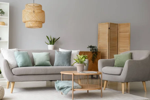 Interior Stylish Living Room Grey Sofa Armchair Houseplant Coffee Table — Stock Photo, Image