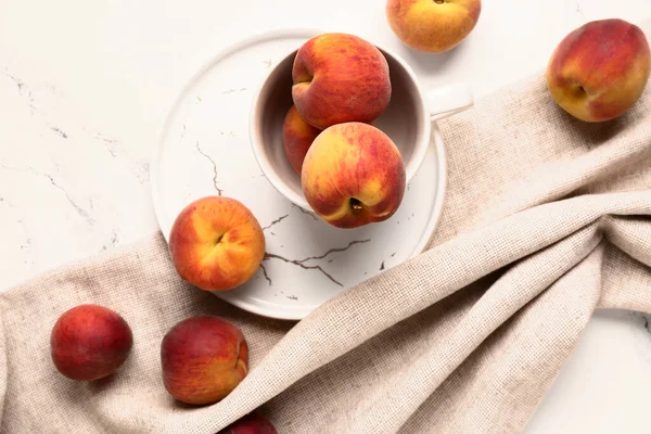 Cup Sweet Peaches White Background — Stock Photo, Image