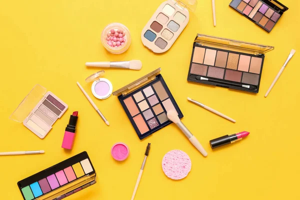 Decorative Cosmetics Makeup Brushes Yellow Background — Stock Photo, Image