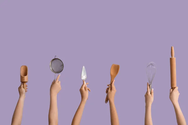 Female Hands Baking Utensils Lilac Background — Stock Photo, Image