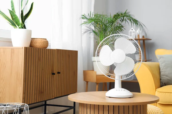 Electric Fan Wooden Coffee Table Interior Living Room — Stock Photo, Image