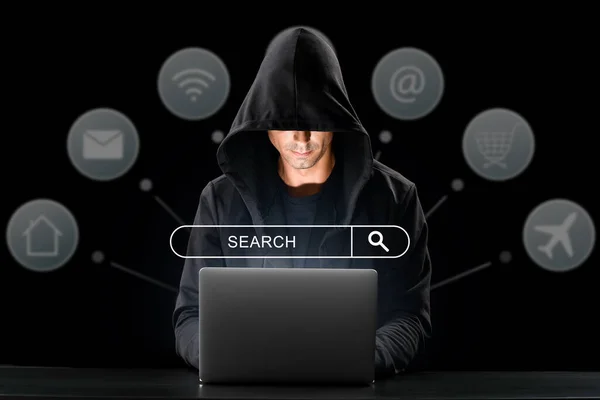 Хакер Ноутбуком Допомогою Веб Пошукової Системи Темному Фоні — стокове фото