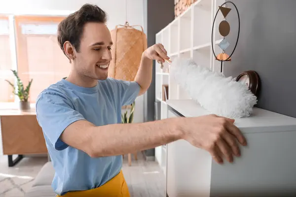 Young Man Cleaning His Apartment — Stock Photo, Image