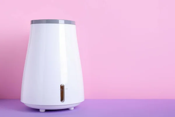 Modern Humidifier Table Pink Wall — Stock Photo, Image