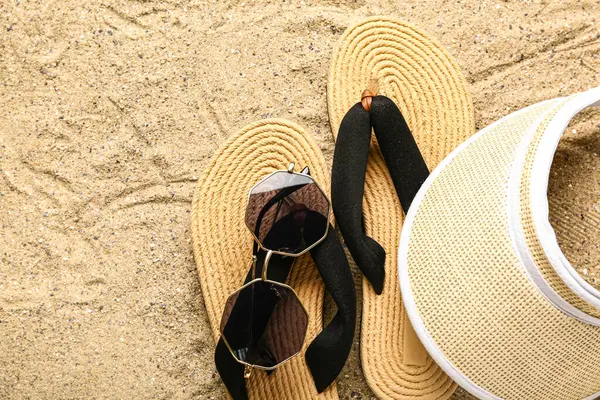 Flip Flops Sunglasses Cap Sand — Stock Photo, Image