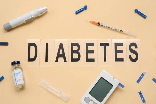 Word Diabetes Medical Supplies Beige Background — Stock Photo, Image
