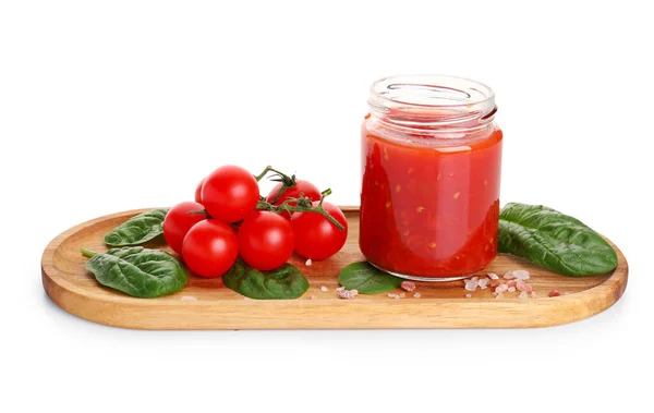 Potje Met Lekkere Tomatensaus Verse Groenten Witte Ondergrond — Stockfoto