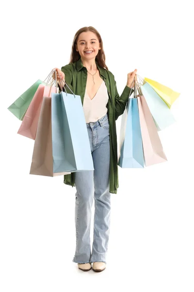 白い背景に買い物袋を持った若い女性 — ストック写真