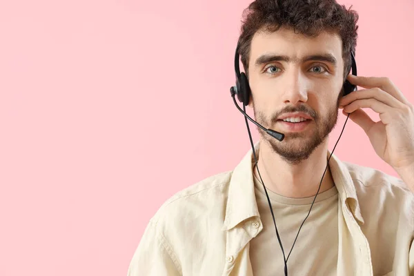 Male Technical Support Agent Pink Background — Stock Photo, Image