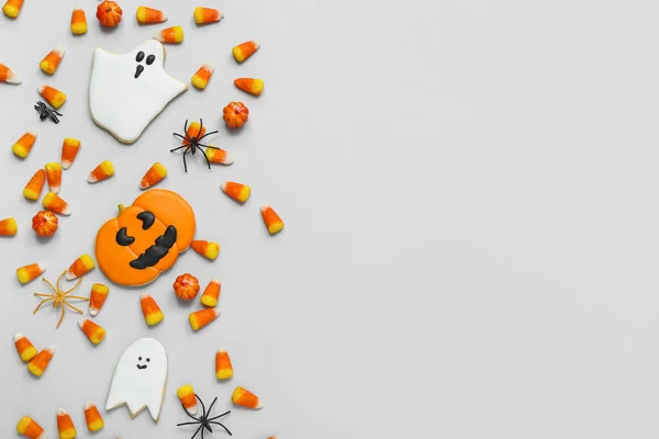 Chutné Halloween Cukroví Kukuřice Sušenky Pavouci Světlém Pozadí — Stock fotografie