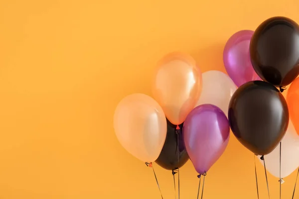 Verschillende Halloween Ballonnen Oranje Achtergrond — Stockfoto