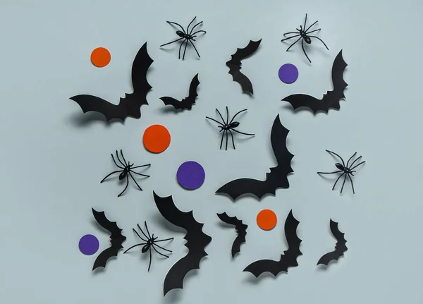 Murciélagos Papel Arañas Para Fiesta Halloween Sobre Fondo Azul — Foto de Stock