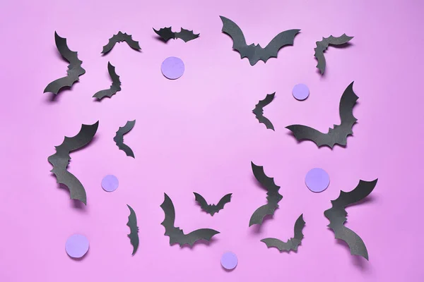 Frame Gemaakt Van Papieren Vleermuizen Voor Halloween Feest Lila Achtergrond — Stockfoto