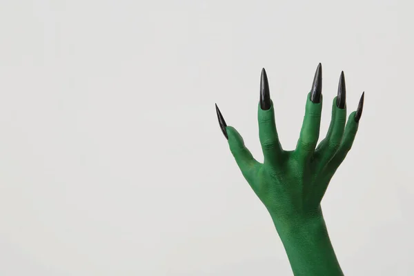 Groene Hand Van Heks Witte Achtergrond Halloween Viering — Stockfoto