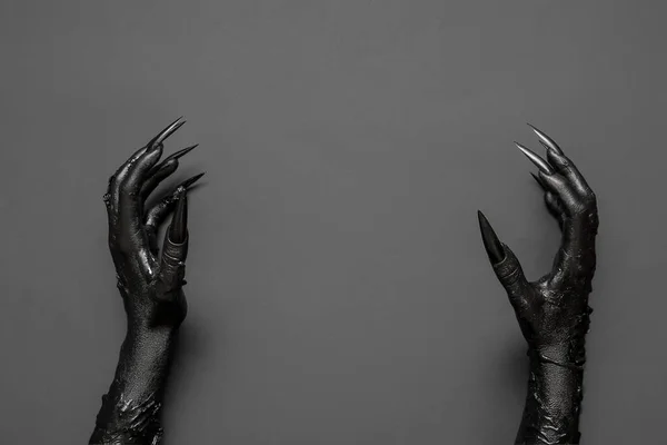 Zwarte Handen Van Heks Grijze Achtergrond Halloween Viering — Stockfoto