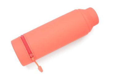 Beyaz arkaplanda kalem kutusu