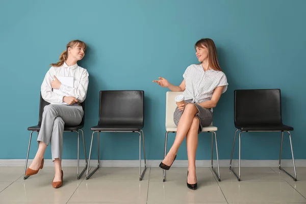 Female Applicants Waiting Job Interview Room — Stock Photo, Image