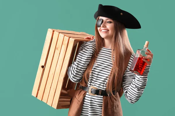 Beautiful Female Pirate Rum Wooden Box Green Background — Stock Photo, Image