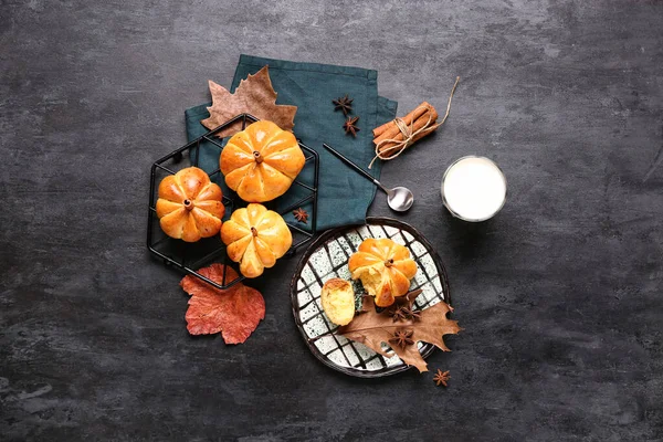 Tasty Pumpkin Shaped Buns Glass Milk Black Background — Stock Photo, Image