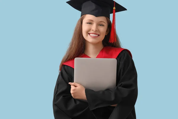 Female Graduate Student Laptop Blue Background — Stock Photo, Image