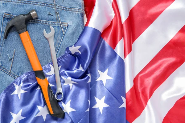 Verschiedene Werkzeuge Usa Flagge Und Jeans Feierlichkeiten Zum Tag Der — Stockfoto