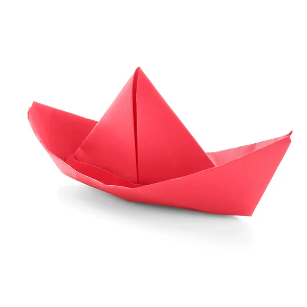 Origami Vermelho Barco Fundo Branco — Fotografia de Stock