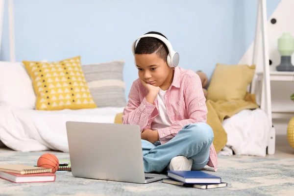 Little African American Boy Headphones Studying Computer Sciences Online Home — Stock Photo, Image