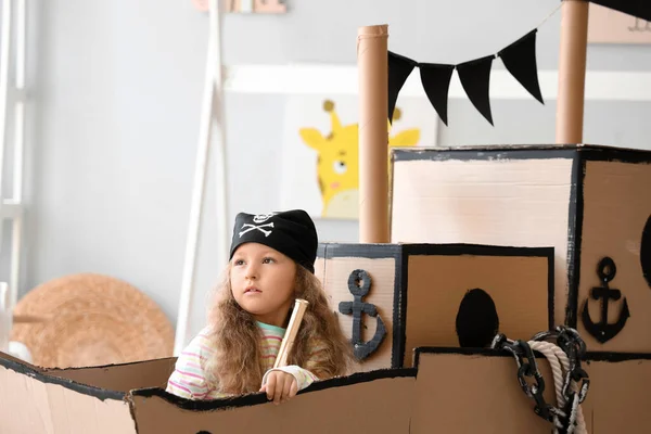 Cute Little Girl Dressed Pirate Playing Spyglass Cardboard Ship Home — Stock Photo, Image