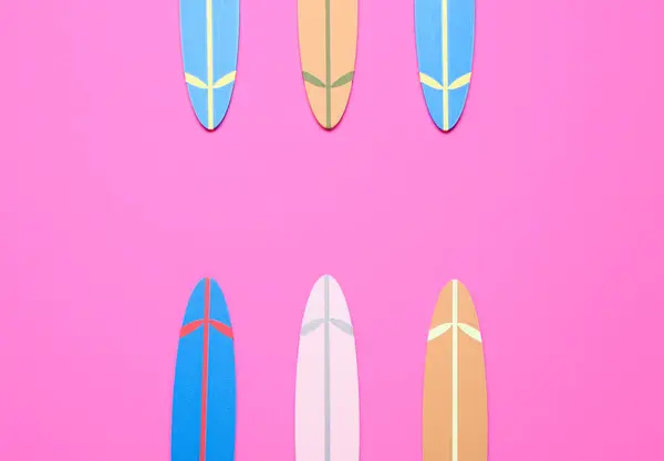 Mini Pranchas Surf Diferentes Fundo Rosa — Fotografia de Stock