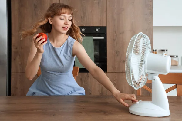 Beautiful Happy Young Woman Electric Fan Apple Kitchen — Stock Photo, Image