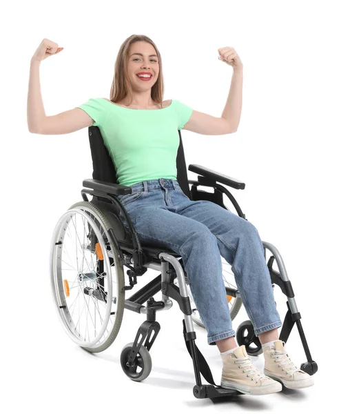 Młoda Kobieta Wózku Inwalidzkim Pokazuje Mięśnie Białym Tle — Zdjęcie stockowe