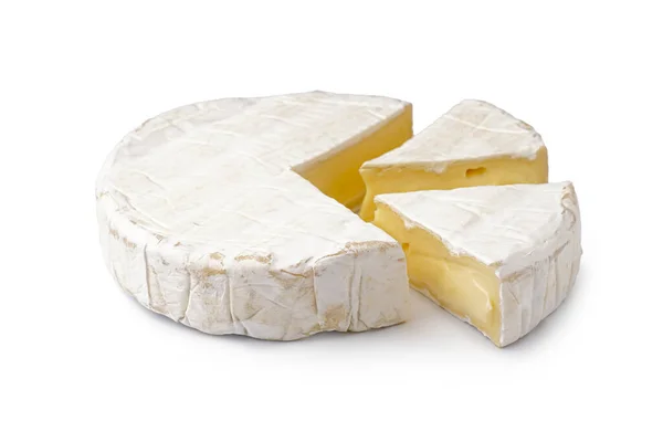 白色背景的美味卡门巴特奶酪片 — 图库照片