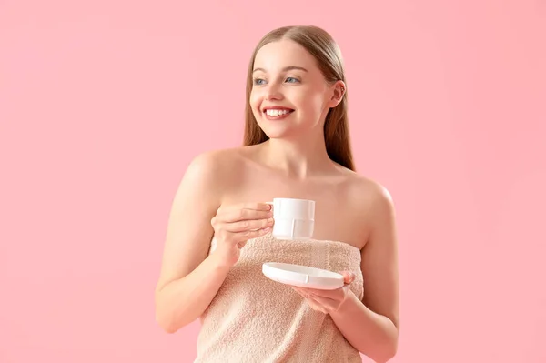 Pretty Young Woman Wrapped Towel Drinking Coffee Pink Background — Stock Photo, Image