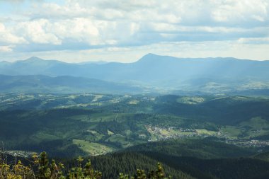 Karpatlar, Ukrayna 'daki güzel dağ manzarası