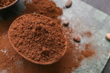 Masada kakao tozu ile kase