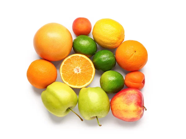 Frutas Frescas Fundo Branco Conceito Alimentação Saudável — Fotografia de Stock