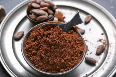 Masada kakao tozu ile kase