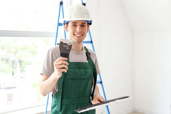 Male Worker Putty Knives Room — Stock Photo, Image